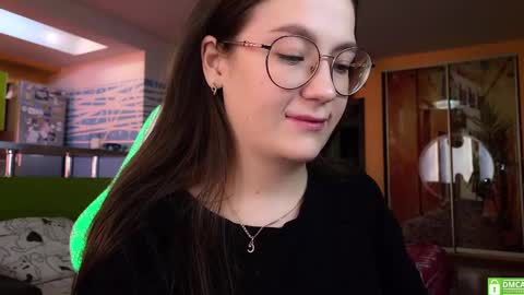 Mia with a big heart  online show from March 8, 3:48 am