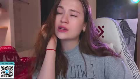 Mia with a big heart  online show from January 12, 12:10 pm