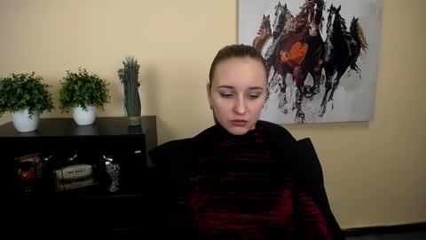 Snapshot of _nicole_new chatting on November 2, 9:23 am Nica online show from November 2, 9:23 am