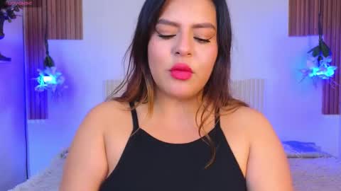 Laura online show from March 3, 6:03 pm