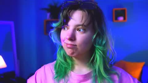 Snapshot of _rockstone_ chatting on October 8, 8:07 am Rock stone online show from October 8, 8:07 am