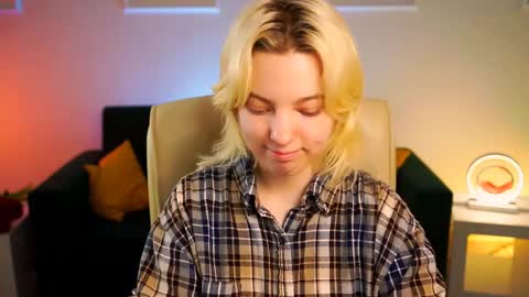 Snapshot of _rockstone_ chatting on February 7, 8:22 am Rock stone online show from February 7, 8:22 am