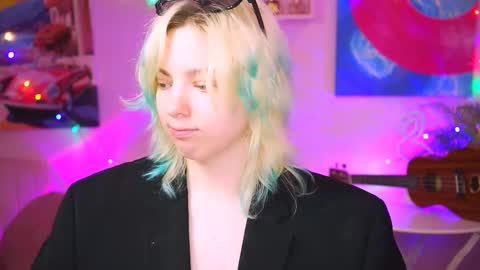 Snapshot of _rockstone_ chatting on February 17, 8:09 am Rock stone online show from February 17, 8:09 am