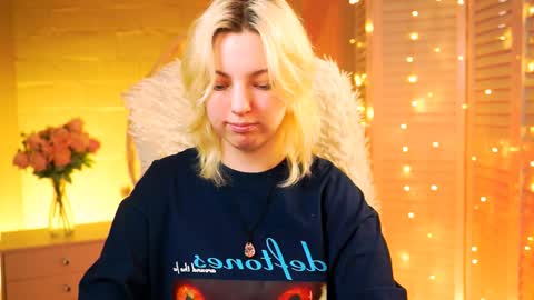 Snapshot of _rockstone_ chatting on February 8, 8:09 am Rock stone online show from February 8, 8:09 am