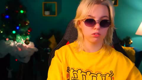 Snapshot of _rockstone_ chatting on December 24, 4:11 am Rock stone online show from December 24, 4:11 am