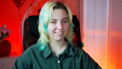 Snapshot of _rockstone_ chatting on February 18, 5:09 am Rock stone online show from February 18, 5:09 am