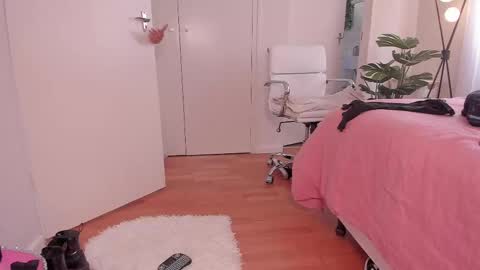 Snapshot of _sandy_s_ chatting on March 12, 1:14 am Sandyy online show from March 12, 1:14 am
