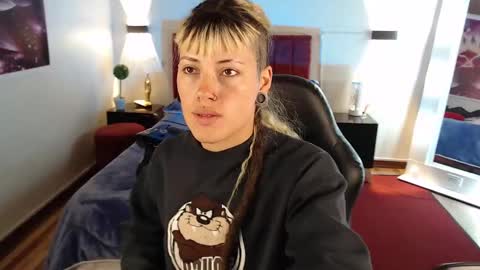 _sharlotte777 online show from February 22, 12:51 pm