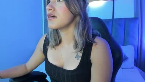 Sophie  online show from March 27, 4:19 pm