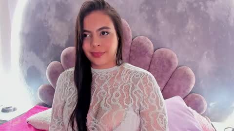 Sophie  online show from April 9, 6:19 am