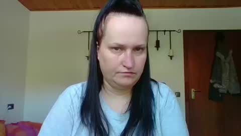 Snapshot of _squirty_pussyyy_ chatting on September 23, 9:18 am Melisa online show from September 23, 9:18 am