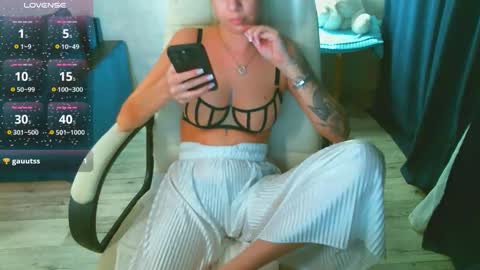 Milana   welcome to my world  online show from March 23, 6:03 pm