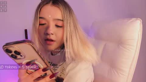 _tammarra_ online show from March 10, 8:46 pm