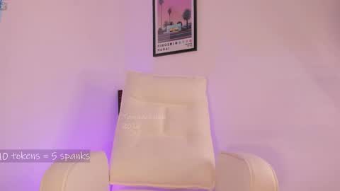 _tammarra_ online show from March 6, 10:27 pm