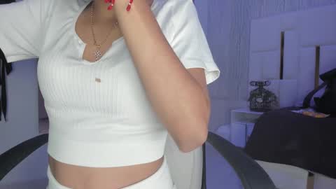 Rousse  online show from November 10, 7:09 pm