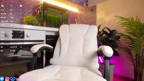 Julia online show from October 1, 8:19 am