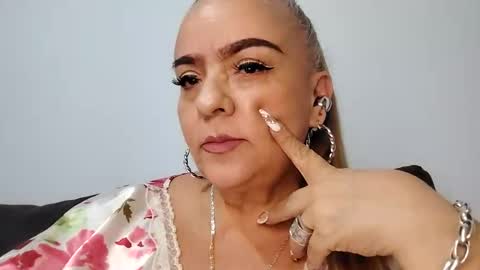 Valerie online show from November 9, 3:46 am