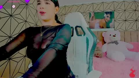 vane online show from April 4, 6:51 pm