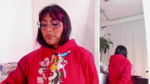 Veronica online show from January 5, 1:36 pm