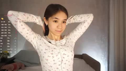 Viola online show from March 25, 6:55 pm