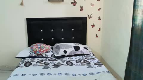 _victoriia_971 online show from November 19, 12:05 pm