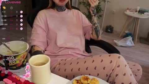 Alis online show from December 5, 11:00 am