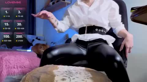 Vera online show from December 15, 11:15 am