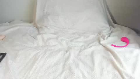 _wherearee online show from September 23, 4:38 pm