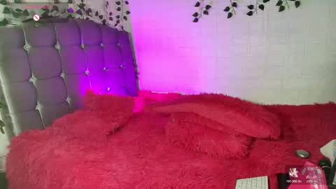 zoe online show from February 18, 4:44 am