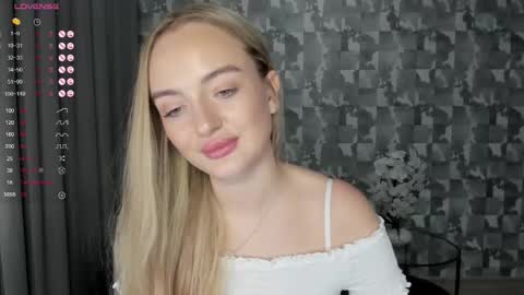 Adelina online show from November 21, 2:08 pm