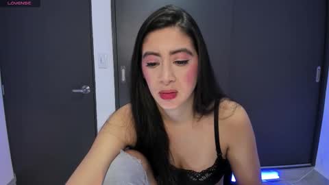 Snapshot of aandreamartinez1 chatting on October 21, 4:16 am andrea online show from October 21, 4:16 am
