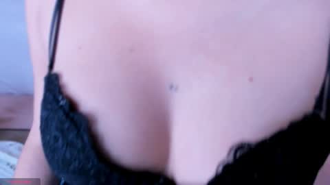 Snapshot of abbie_foxxx chatting on October 7, 7:18 pm abbie online show from October 7, 7:18 pm
