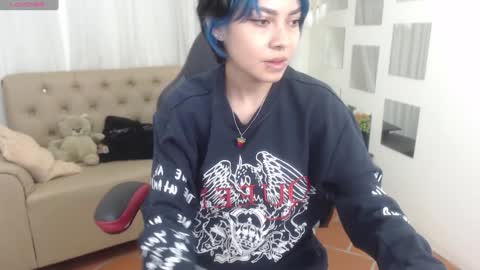 Abbi online show from December 9, 7:50 pm