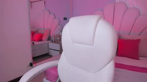 Abby Roux online show from November 22, 12:46 am