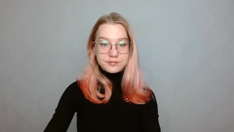 Abby Lovense is active online show from December 26, 10:59 am