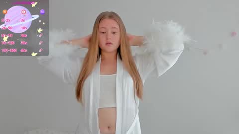 Abby    Stream at Sat  Sun  Mon  Fri online show from September 14, 1:31 pm