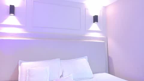 abiehils online show from October 24, 11:39 am