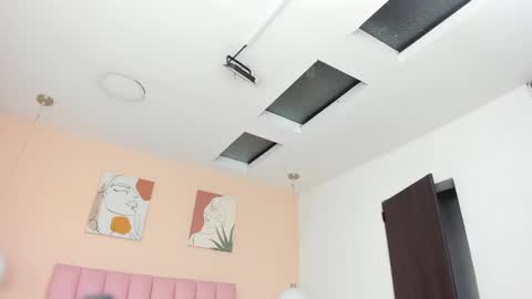 Miss Abril  online show from January 13, 11:08 am