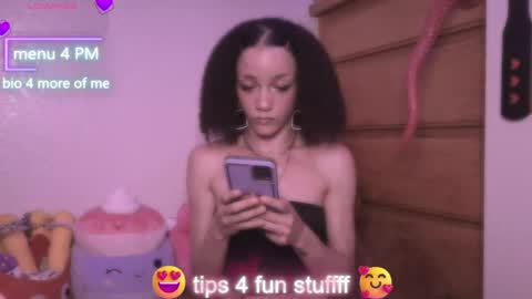 Peach online show from April 16, 2:56 am