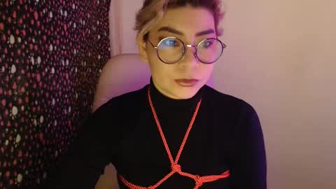 adan_romanoff online show from May 22, 9:07 am