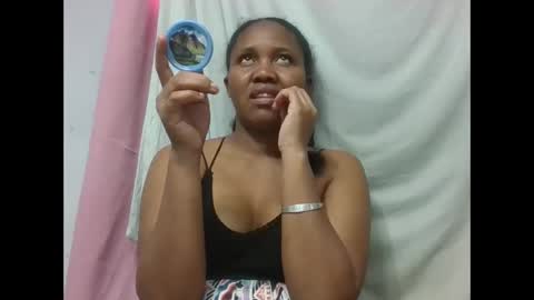 adelealy online show from December 18, 10:42 am