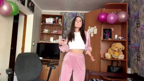 Poly online show from February 24, 7:18 am