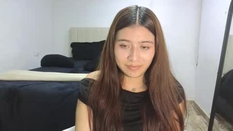 Snapshot of adelein_foxxx chatting on October 21, 2:59 am adellein foxx online show from October 21, 2:59 am