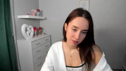 Adele online show from March 11, 6:50 am