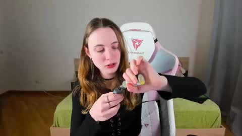 Adelina online show from November 29, 9:35 am