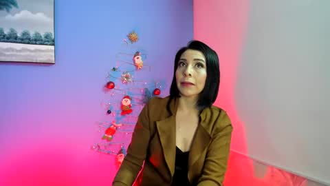 Adelle online show from December 31, 11:09 am