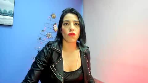 Adelle online show from December 13, 11:13 am