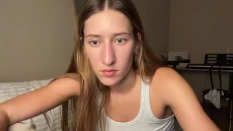 Adell online show from July 20, 9:48 pm
