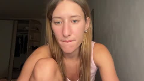 Adell online show from July 11, 9:59 pm
