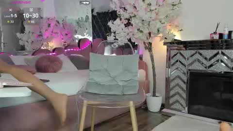 Adona online show from March 26, 6:48 am